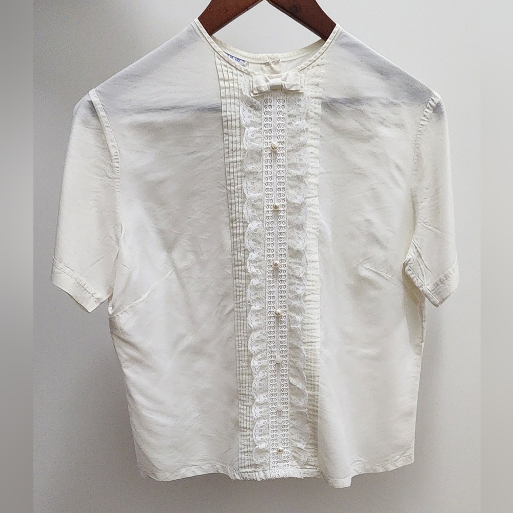 Vintage cream colored blouse